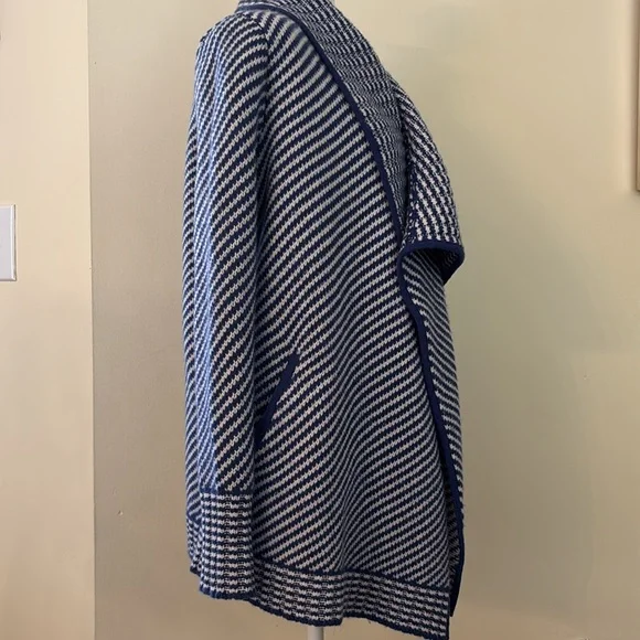Southern Tide Women’s Sweater XS – Blue & White Wrap Merino Wool & Cashmere - Picture 6 of 12